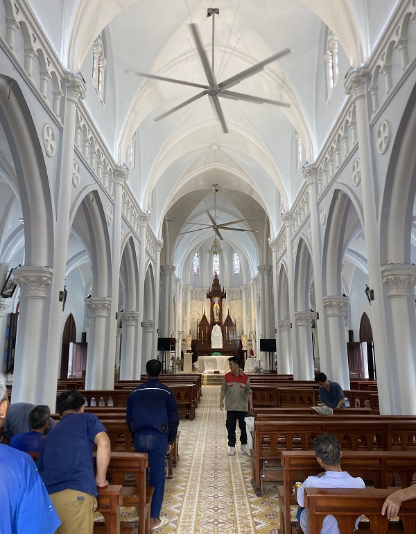 Tomexco lắp đặt quạt trần công nghiệp nhà thờ tại Nam Định